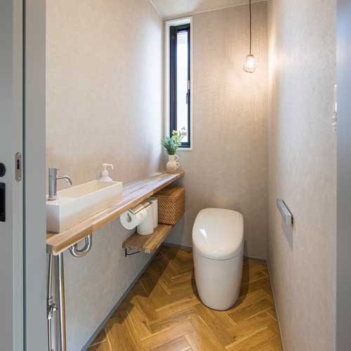 タンクレストイレ