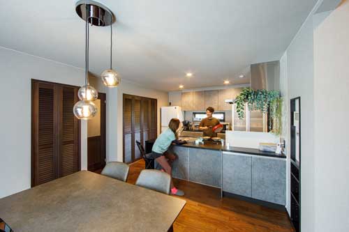 シックでおしゃれなキッチン