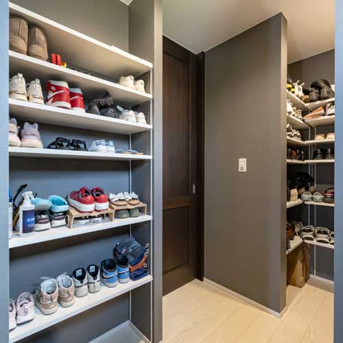 シューズクローク